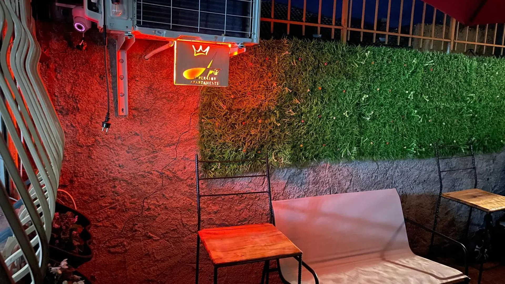 Apis Romeo Apartament コルチャ アパート