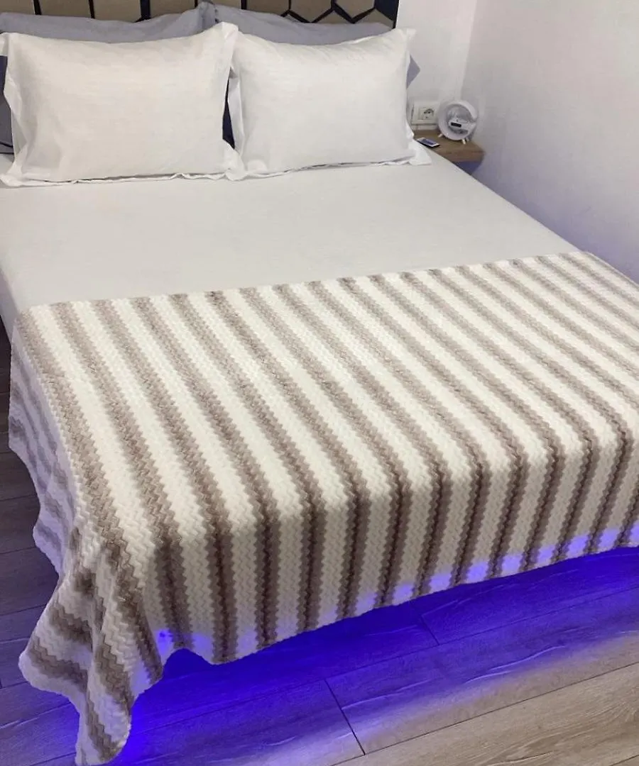 Apis Romeo Apartament コルチャ アパート